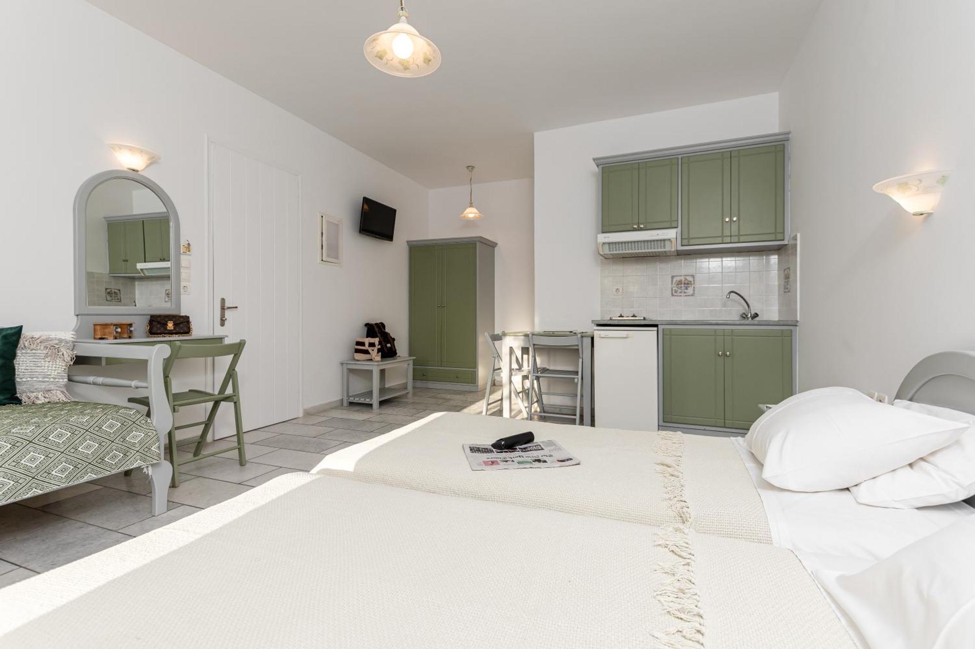 Agia Anna  Birbas Hotel מראה חיצוני תמונה